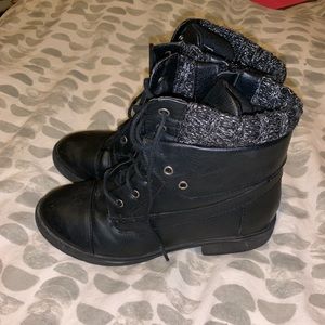 STEVE MADDEN LEATHER BOOTS